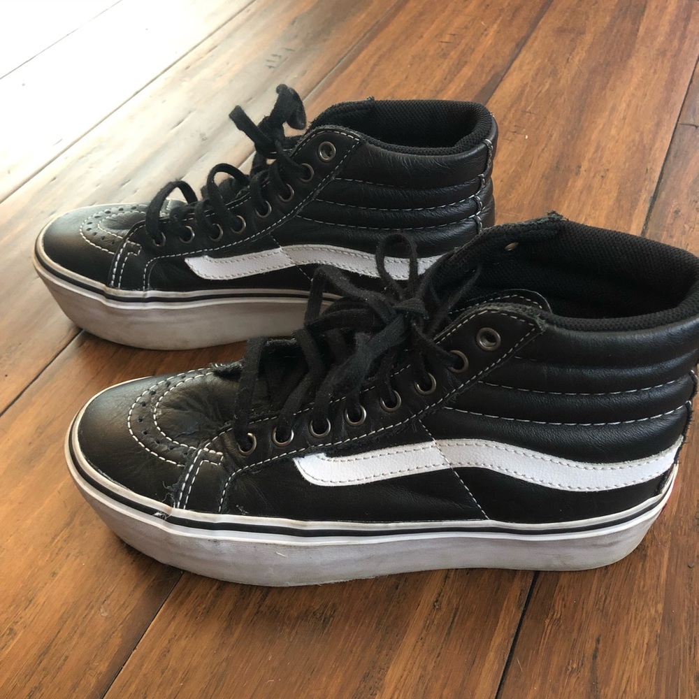 Vans Sk8 Hi Platform Shoe size Women’s 5.5